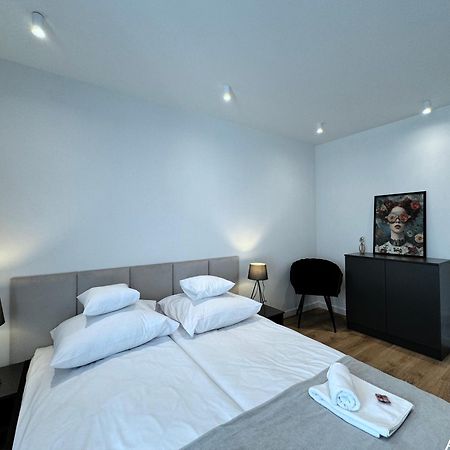 Amuse Me Aparthotel Kielce Eksteriør bilde
