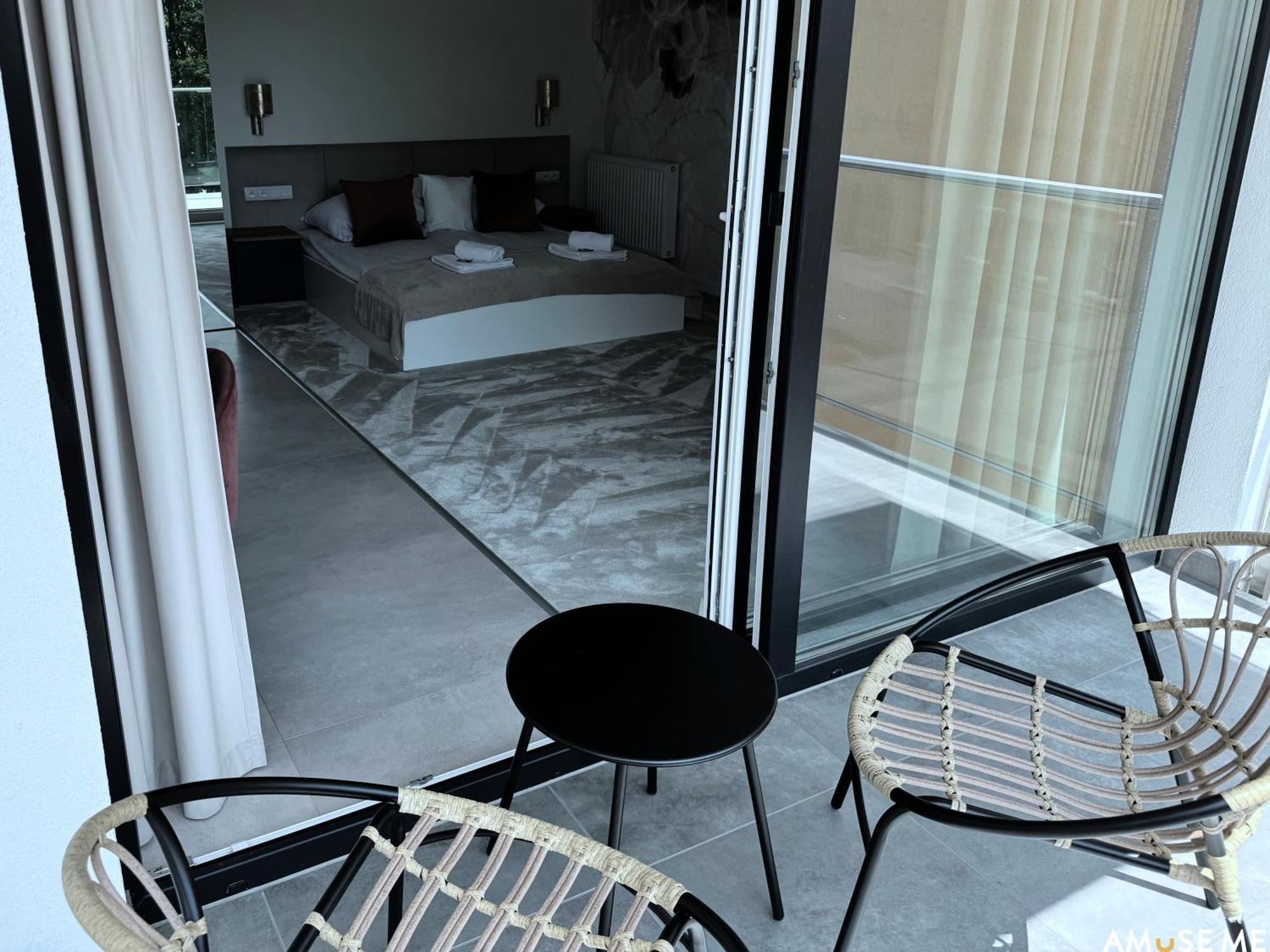 Amuse Me Aparthotel Kielce Eksteriør bilde